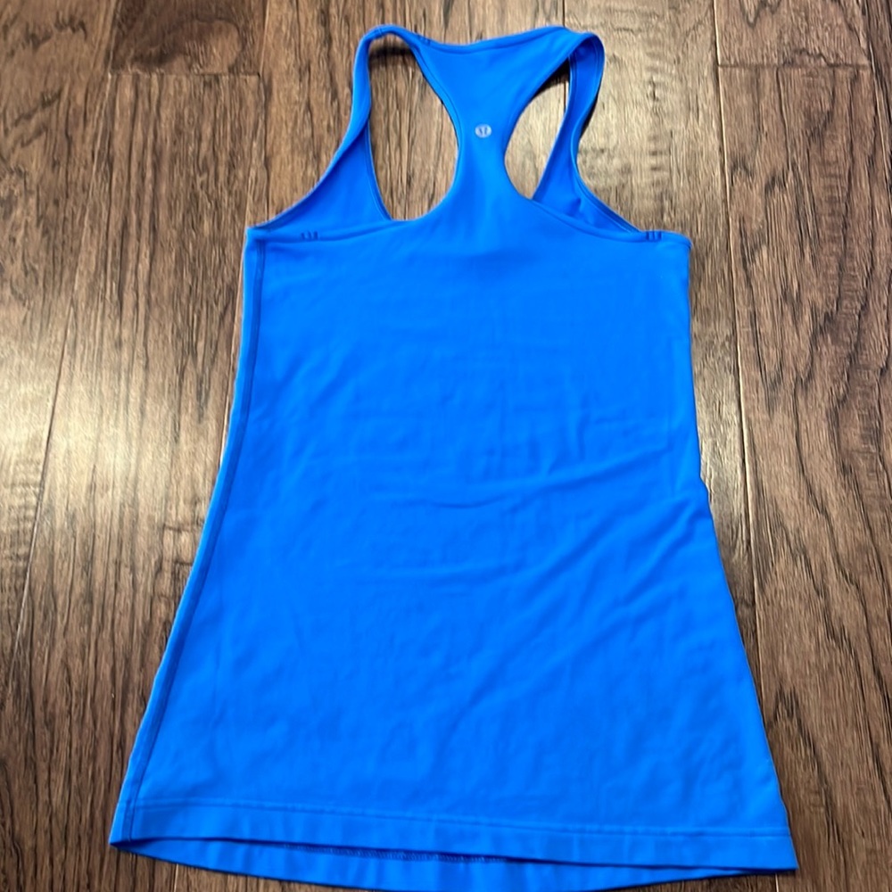 Lululemon blue tank